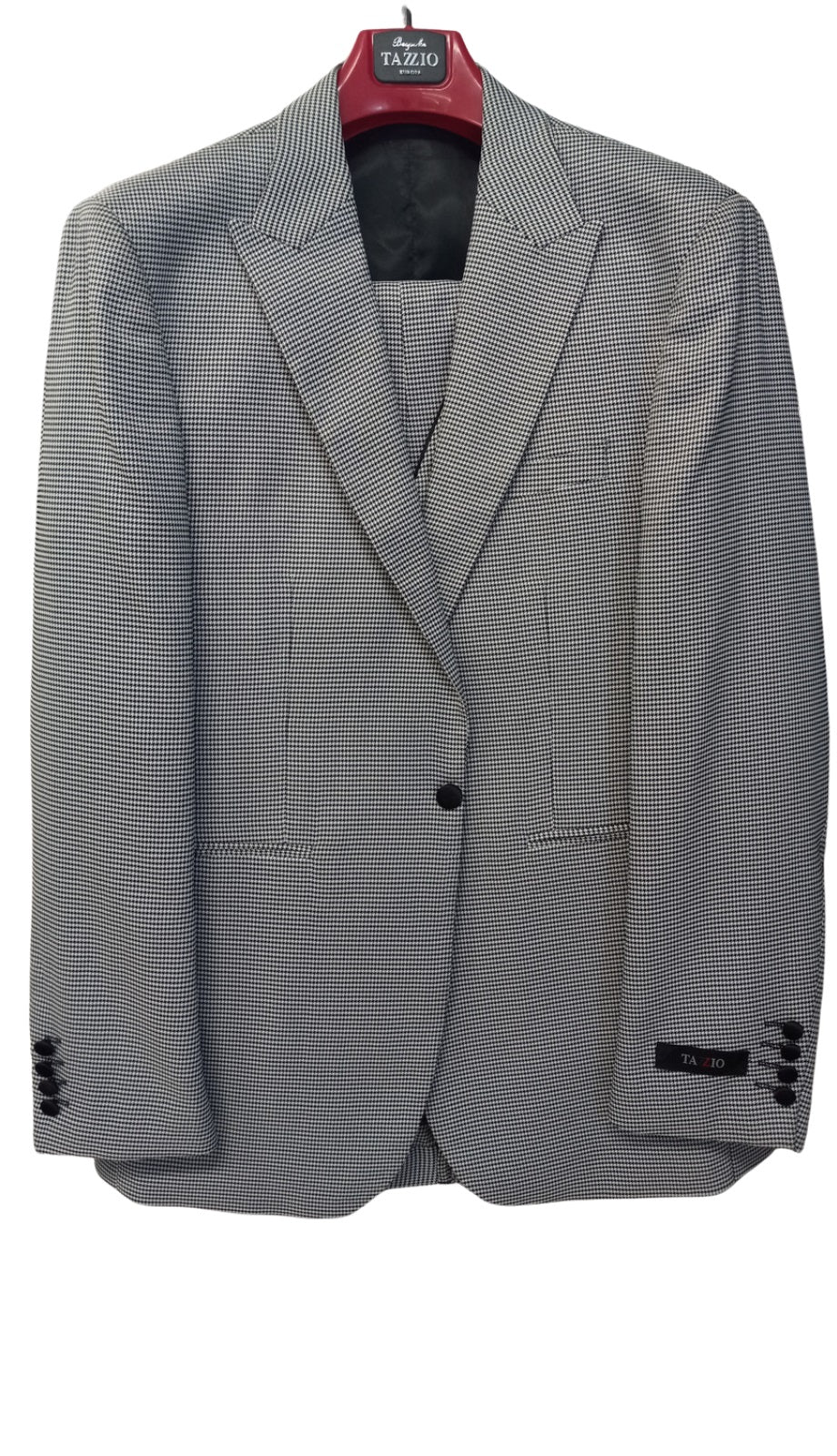 Tazzio M319-01-BLK-WHT Mens Suit